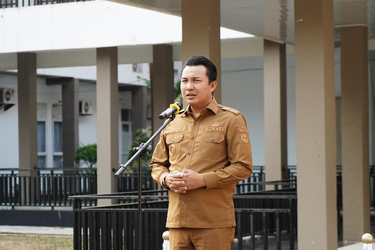 Bupati Luwu Utara Tegaskan Calon Kades Tak Boleh Gunakan Fasilitas Pemerintah untuk Kampanye